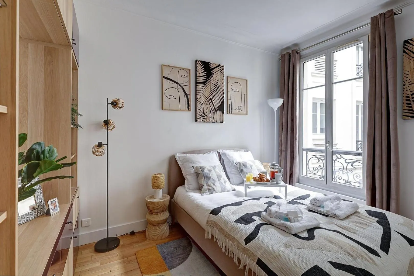 660 Melanie - Superb In Apartment